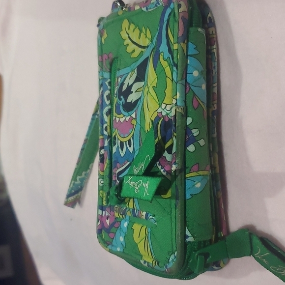 Vera Bradley Wallet/Wristlet Emerald Paisley design - Picture 3 of 8